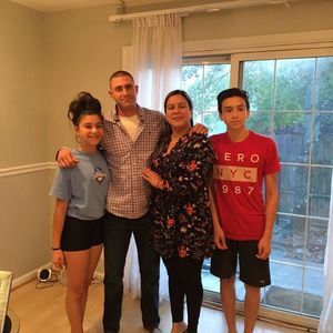 Meet your Posher, Alejandra